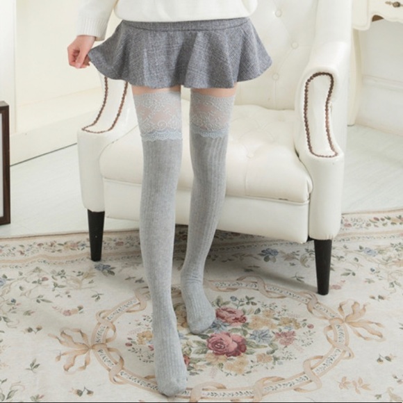 Accessories - Long Cotton Socks With Lace Gray